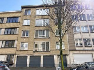 Cet appartement prêt à emménager et idéalement situé se trouve dans le quartier très prisé de Tentoonstellingswijk. Grâce à son...
