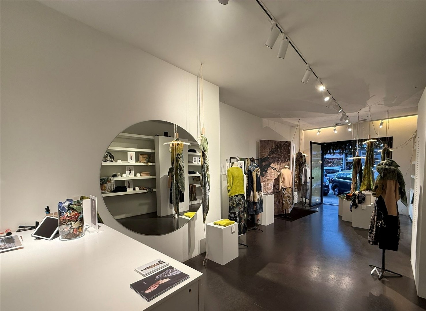 Commercial for rent in Antwerp - photo 2