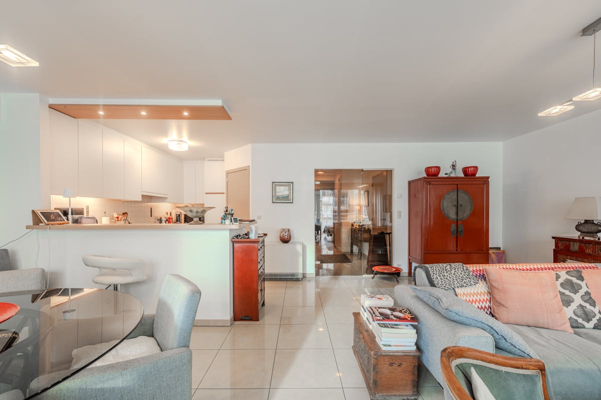 Appartement te koop met zijdelings zeezicht te Oostende - foto 3