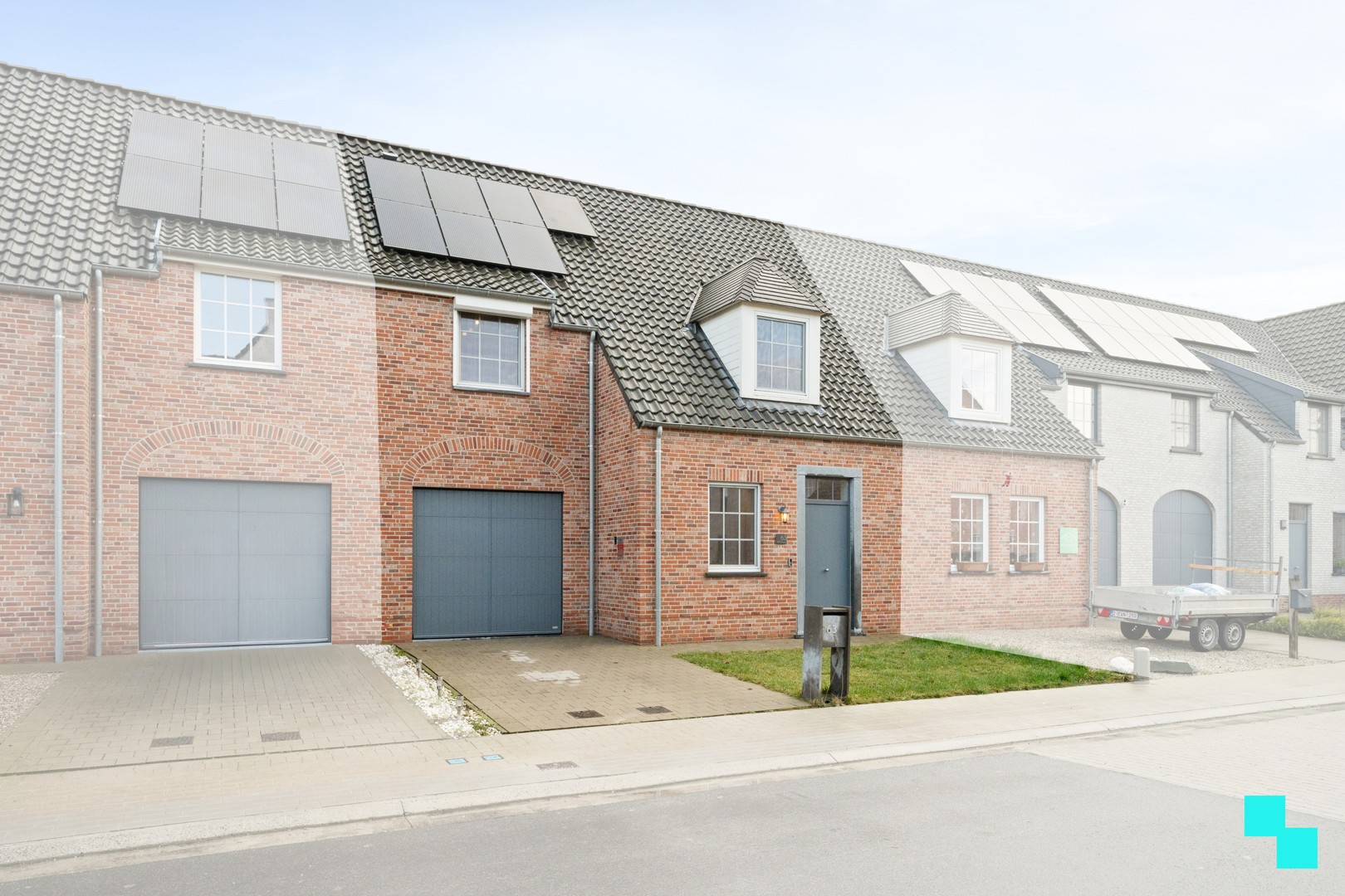 Zeer recente BEN woning in leuke woonwijk - Roeselare - photo 1