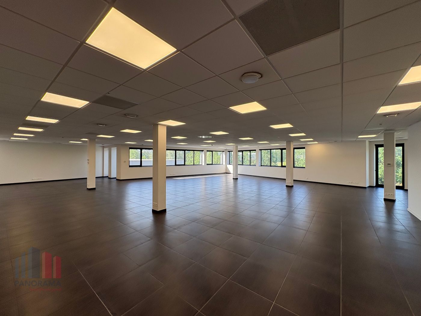 Instapklaar kantoor van 516 m² op een gunstige ligging vlakbij R4 - foto 4