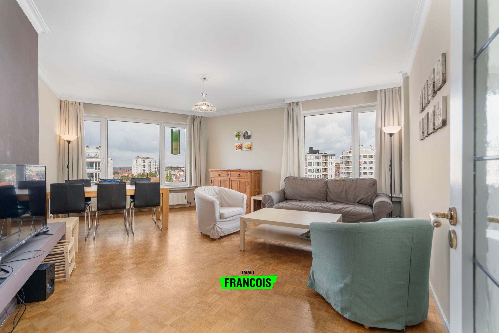 Prachtig 2-slaapkamerappartement met panoramisch uitzicht op Square Marguerite - foto 5