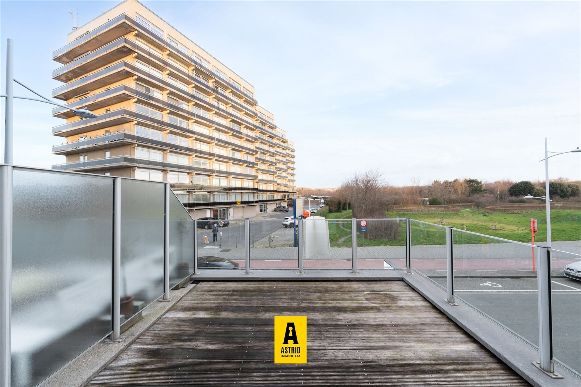 Appartement op topligging met ruim terras! - foto 2