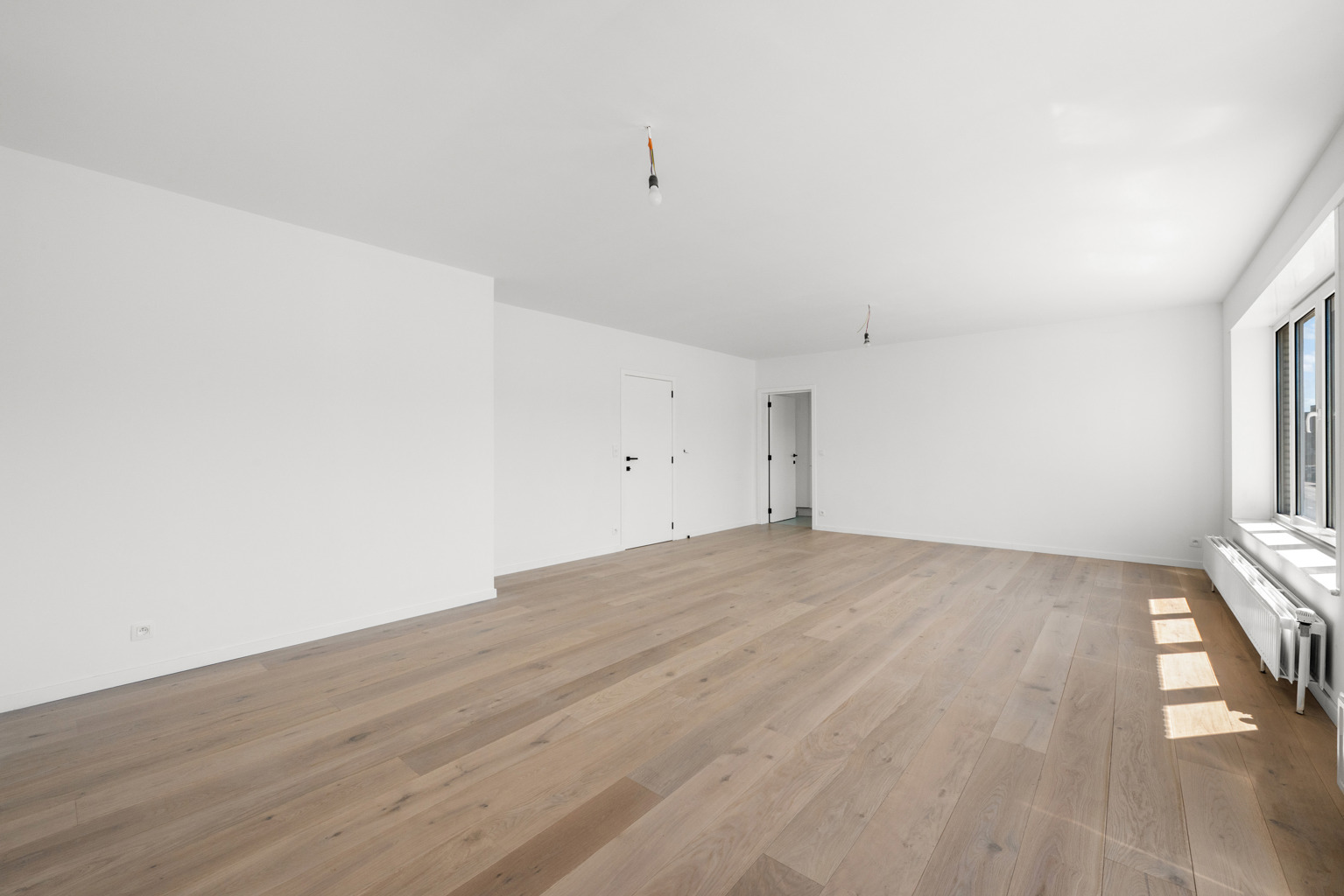 Instapklaar, gerenoveerd appartement met 2 slaapkamers - foto 4