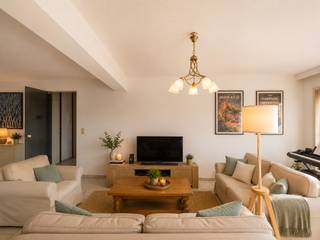 Op een gegeerde locatie aan de Coupure bevindt zich dit verzorgde appartement met een bewoonbare oppervlakte van 102 m². Dankzij de uitstekende ligging woont u op wandelafstand van het historische centrum van Gent, met winkels, horeca, openbaar vervoer en belangrijke invalswegen binnen handbereik.<br /><br />Via de inkomhal komt u terecht in de lichtrijke leefruimte, waar grote raampartijen zorgen voor een aangename sfeer en veel natuurlijke lichtinval. Aansluitend bevindt zich de praktische keuken die alle comfort biedt voor dagelijks gebruik.<br /><br />Het appartement beschikt over twee volwaardige slaapkamers, ideaal voor koppels, kleine gezinnen of wie een extra kamer wenst als bureau of hobbyruimte. Verder zijn er een verzorgde badkamer en beschikt het appartement in het gebouw over een extra privatieve kelderberging.<br /><br />Ook op technisch vlak scoort deze eigendom uitstekend. Het appartement beschikt over een EPC-label B, conforme elektriciteit, verwarming op aardgas en het gebouw is volledig asbestvrij.<br /><br />Troeven:<br />• EPC-label B<br />• Bewoonbare oppervlakte van 102 m²<br />• 2 Volwaardige slaapkamers<br />• Lichtrijke leefruimte<br />• Conforme elektriciteit<br />• Asbestvrij gebouw<br />• Verwarming op aardgas<br />• Topligging aan de Coupure<br />• Op wandelafstand van het centrum van Gent<br />• Interessant voor eigen bewoning of investering<br /><br />Dankzij de combinatie van een centrale ligging, een comfortabele indeling en een sterke energetische prestatie vormt dit appartement een uitstekende opportuniteit voor starters, koppels, investeerders en stadsliefhebbers.<br /><br />Voor meer informatie of een bezoek, contacteer Thomas via 0474 26 27 58 of via info@vicusvastgoed.be.