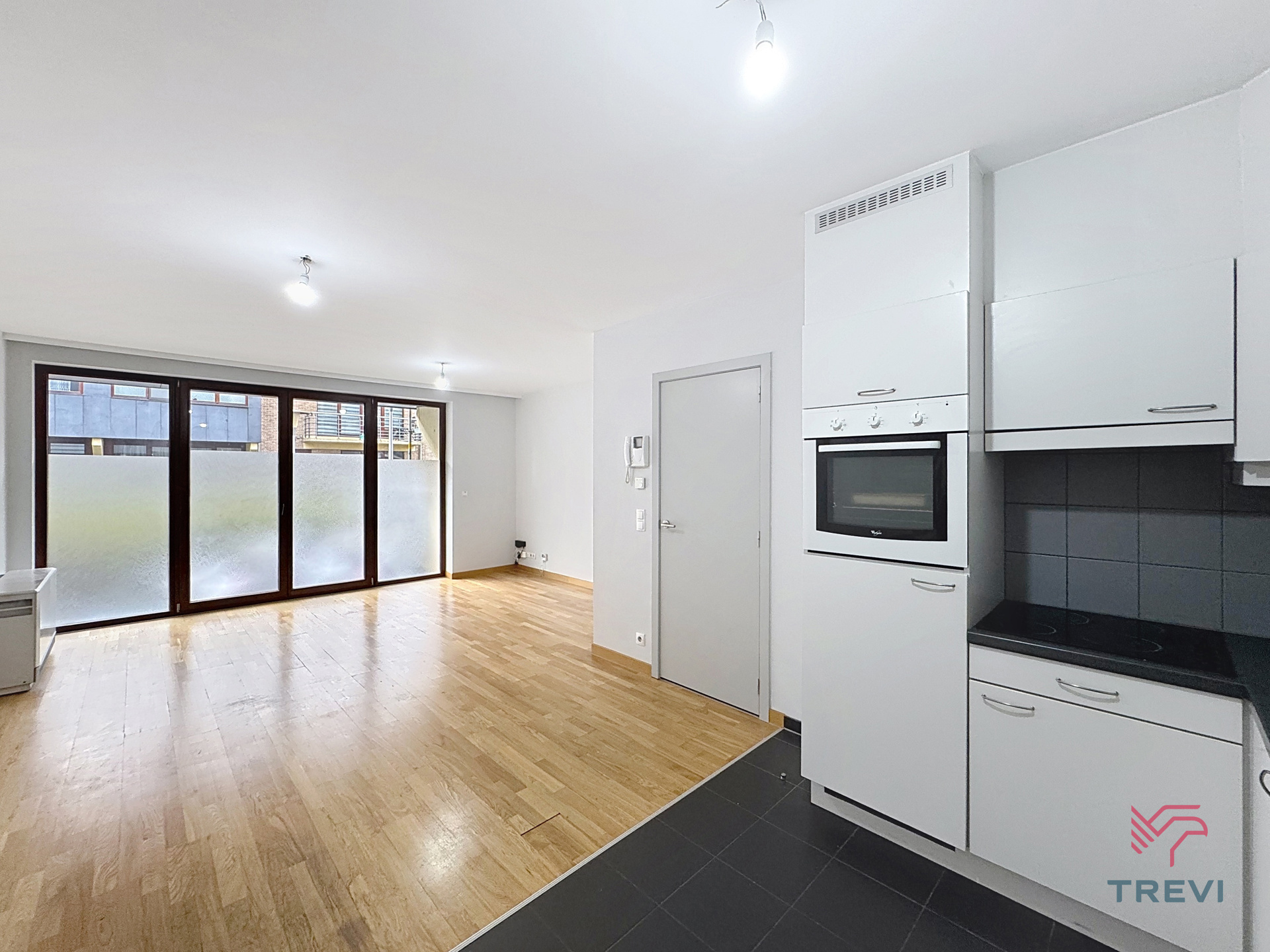 Mooi appartement met 1 slaapkamer  - foto 3