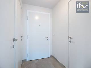 Fantastisch gelegen nieuwbouwappartement met 1 slaapkamer en autostaanplaats te huur in het centrum van Tervuren. Het appartement is afgewerkt...