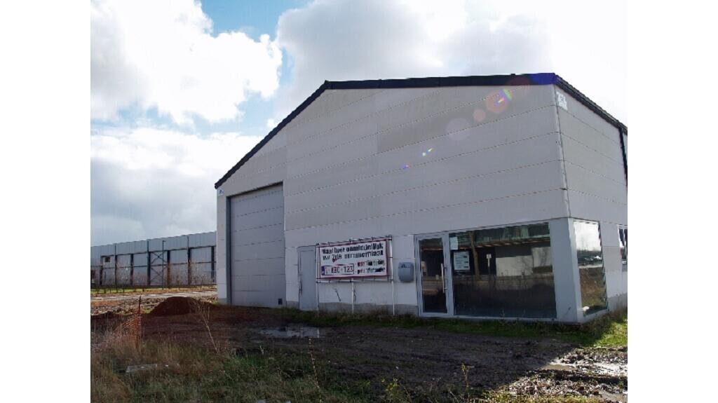 Op te richten loods te koop - photo 1