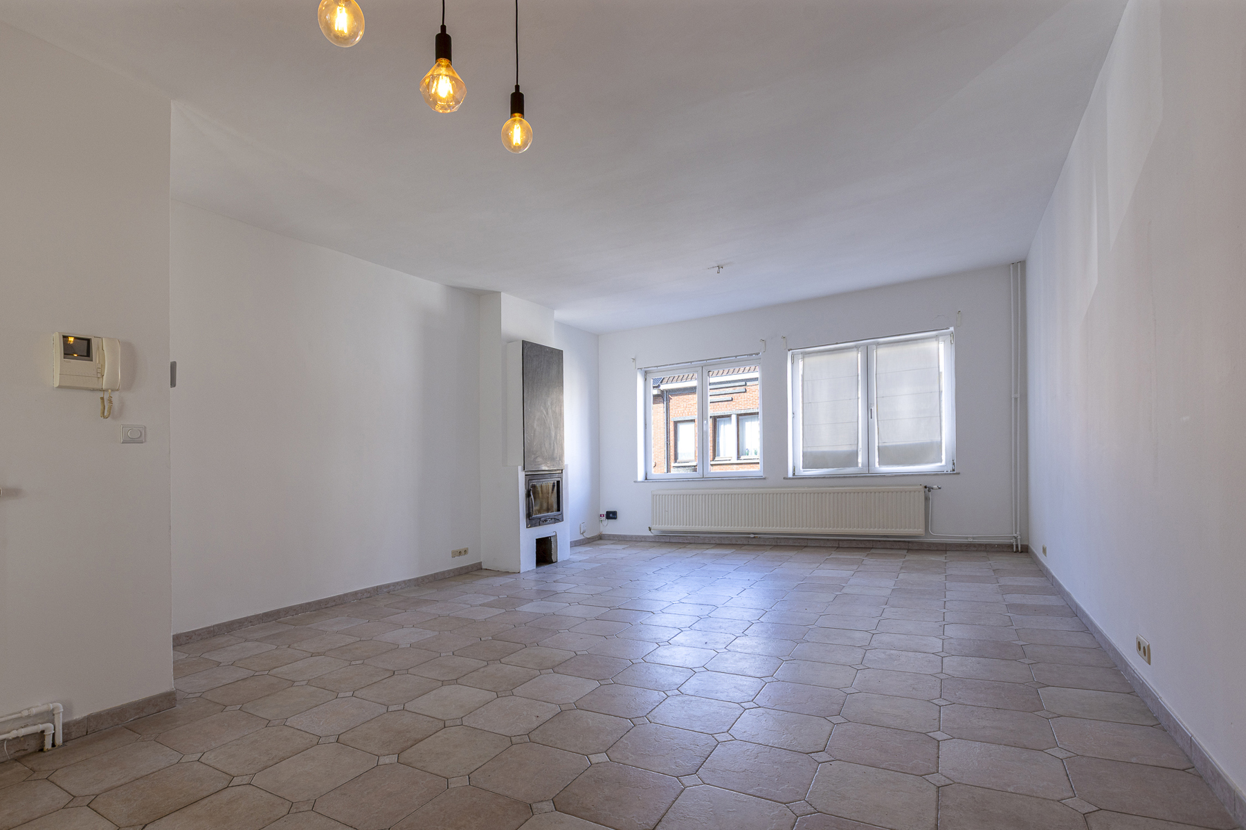 Ruime ééngezinswoning met grote garage en 4 slaapkamers. - foto 5