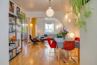 This house is located just a few minutes from the highway, so you can enjoy a smooth connection to Hasselt, Genk and surrounding cities. In...
