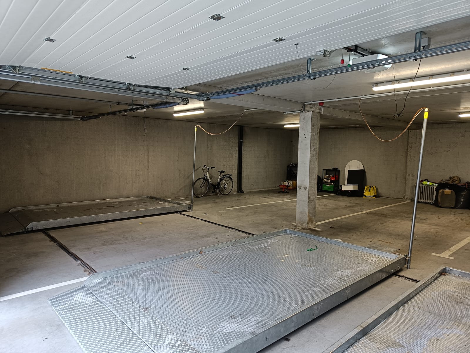 Afgesloten staanplaats (12m²) in Ruiselede. - foto 5