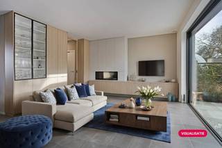 Indeling als volgt:Gelijkvloers:- Inkomhal met vestiairekast- Apart toilet- Gezellige living met open keuken- Privéterras, ideaal om te...