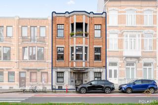 In the lively city of Leuven, within walking distance of the historic center, you will find this modernist architectural home from 1929. It exudes...