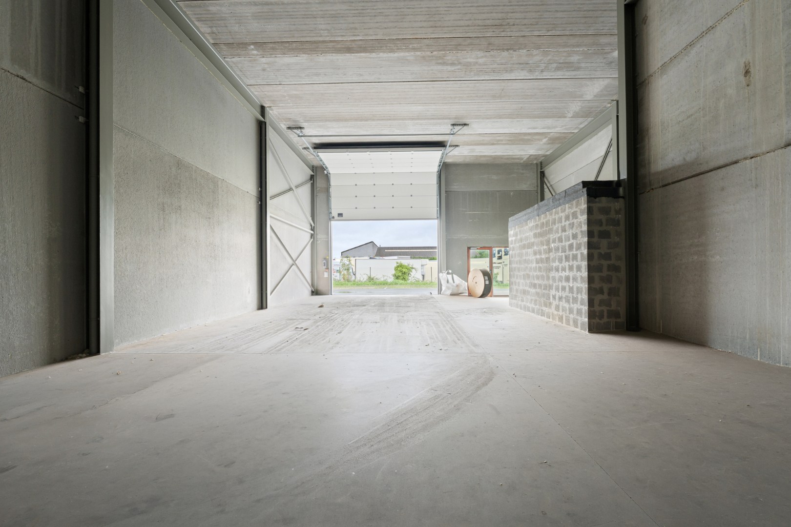 KMO-unit - (loods + kantoor) - foto 4