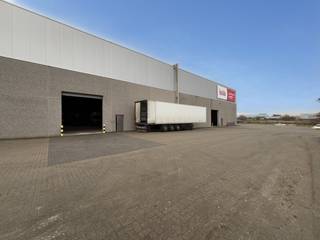 Te huur: 1260 m² magazijnruimte op toplocatie in Tongeren OostZoek je een ruime en strategisch gelegen magazijnruimte? Ontdek deze opslagruimte...