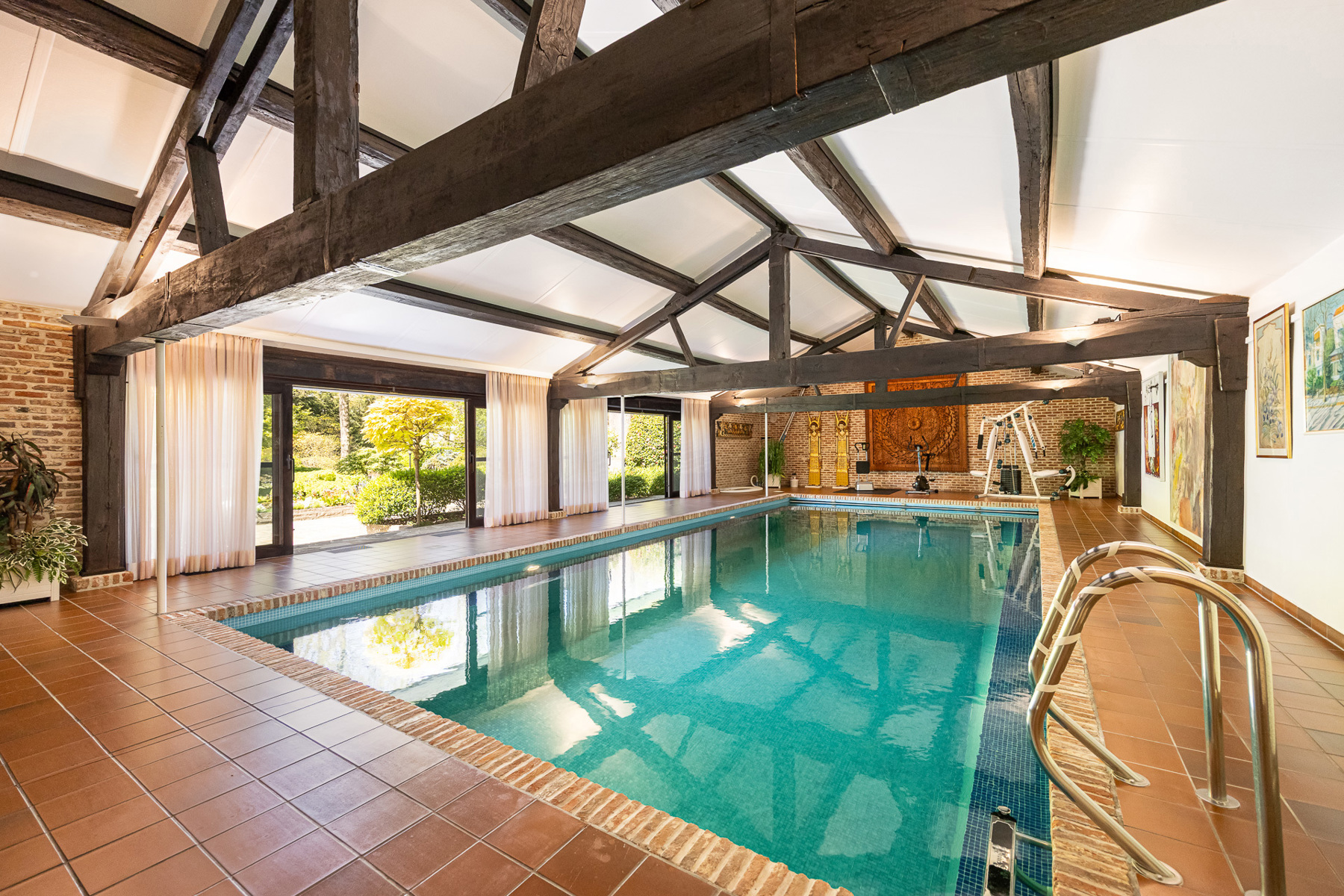 KASTEELVILLA MET BINNENZWEMBAD OP 7.233M² - foto 5