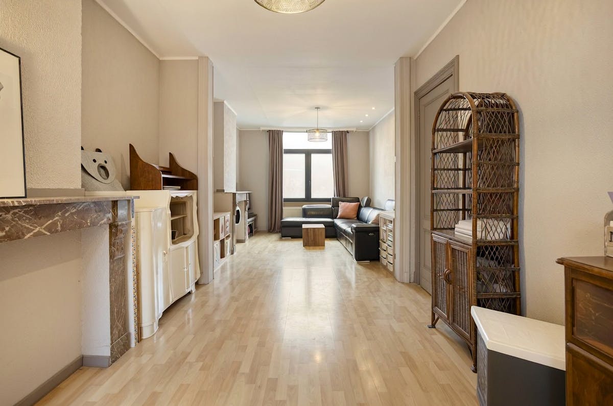 4 Bedroom Character Home For Sale in Hoboken - photo 4