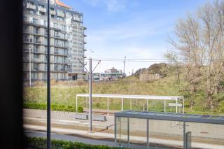 Blankenberge: Studio met ruim terras en duinenzicht te koop!Deze aangename studio met duinenzicht te koop in de A. Ruzettelaan 157 te Blankenberge is...