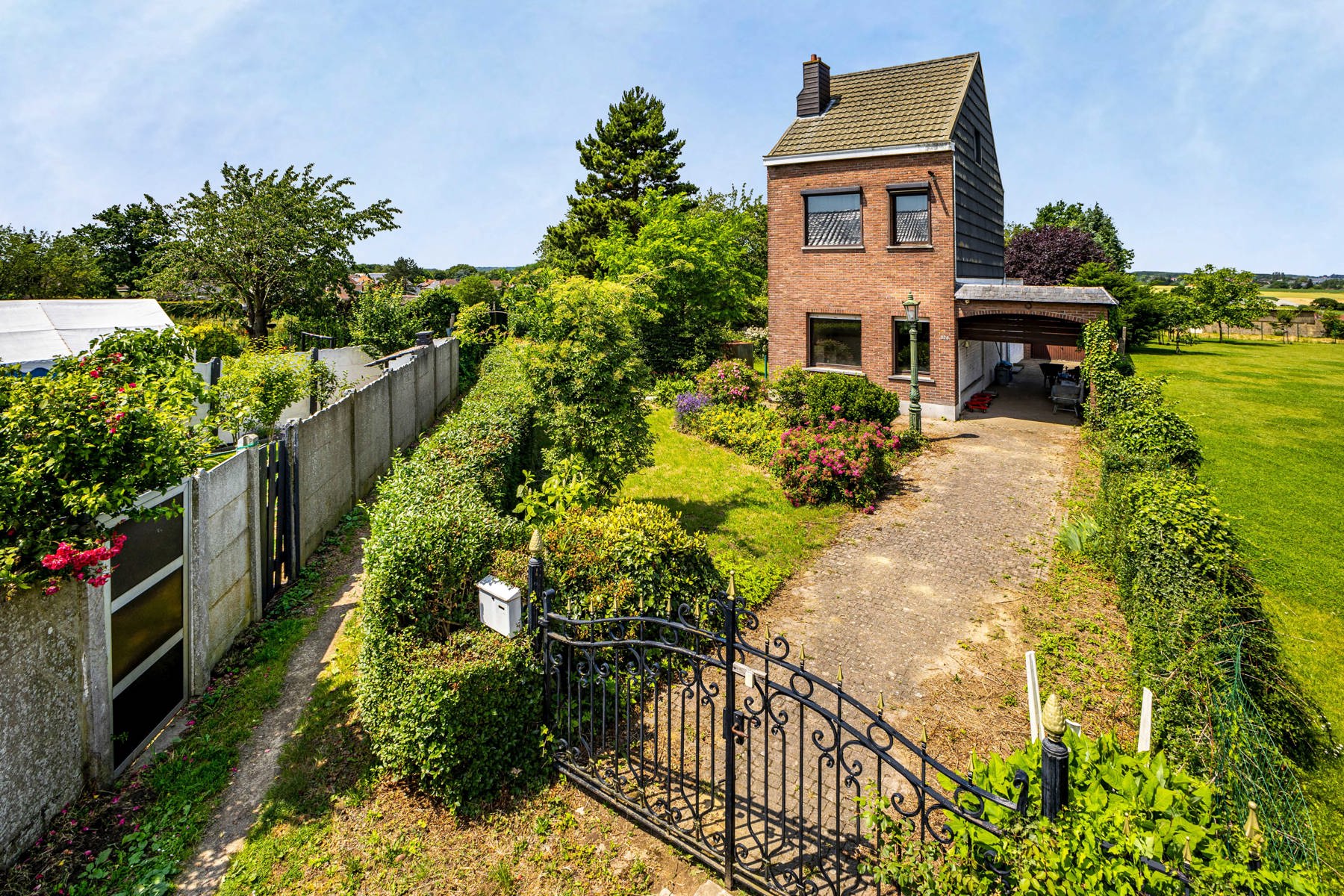 House for sale in Sint-Pieters-Leeuw