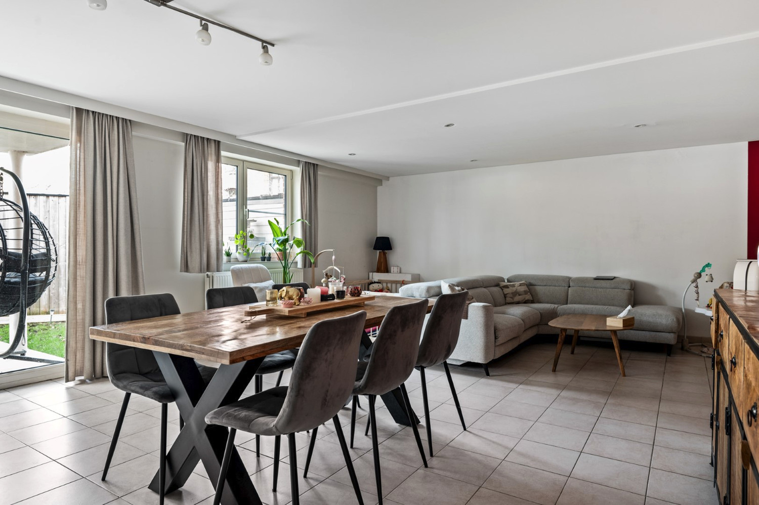 GELIJKLVOERS APP. MET 2 SLK EN TUIN! - foto 2