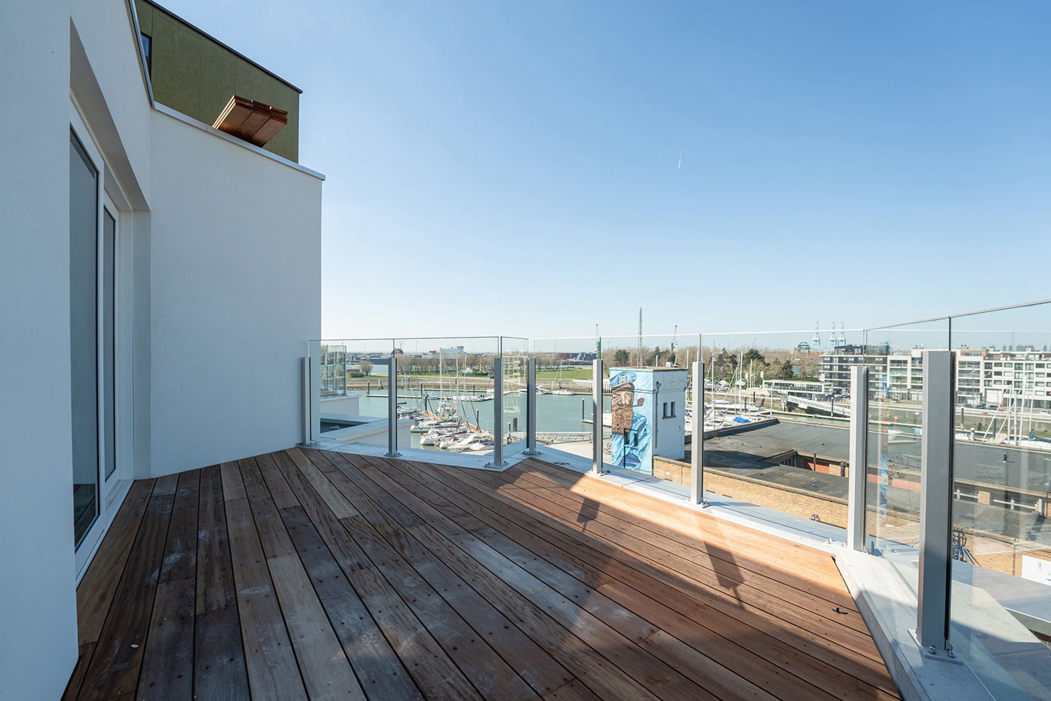 Afgewerkte penthouse met mooi zicht op de jachthaven - foto 1