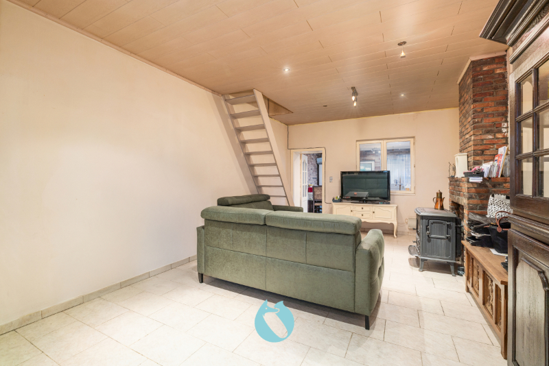 Woning met 4 à 5 slaapkamers en koer - foto 3