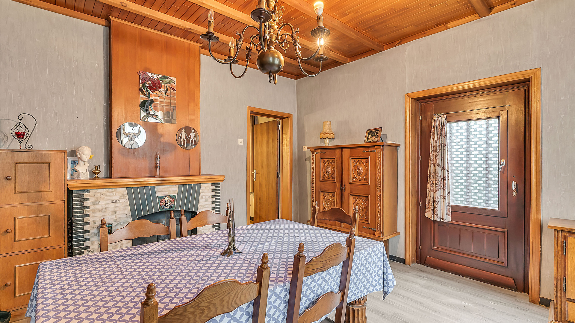 Te renoveren woning (H.O.B.) met 3 slpkrs te Genk - foto 4