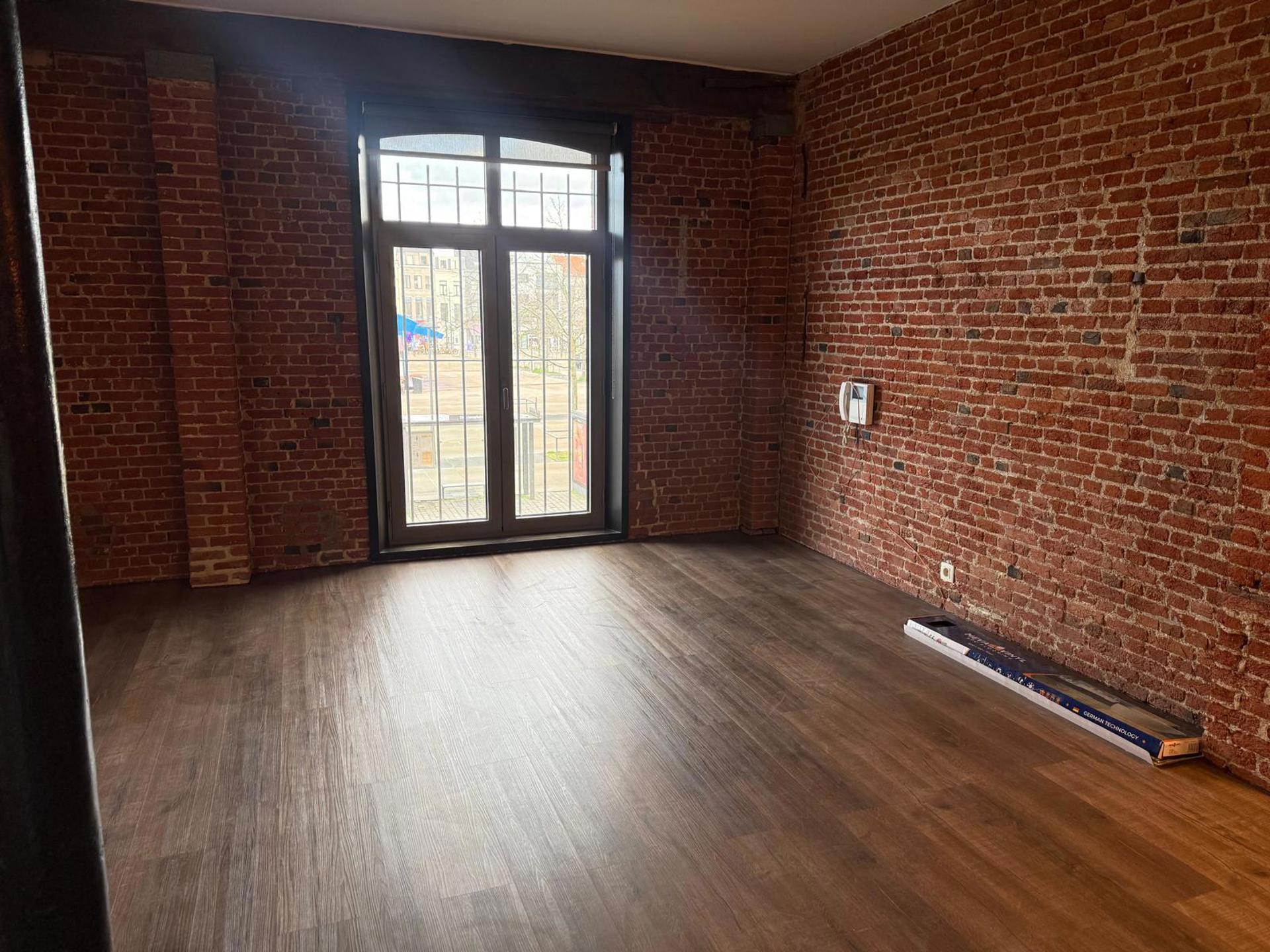 Unieke loft met karakter op het Sint-Jansplein - foto 3