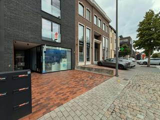 Dit prachtige appartement wordt aangeboden voor verhuur op een absolute toplocatie in Hasselt. Wie op zoek is naar een comfortabele en...