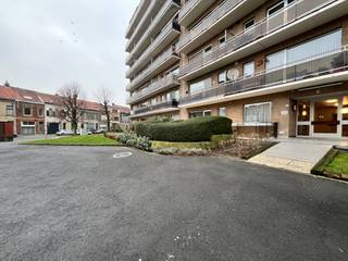 Op zoek naar een investeringspand of een eerste aankoop om zelf te bewonen? Dit appartement is ideaal gelegen nabij het station van Roeselare,...