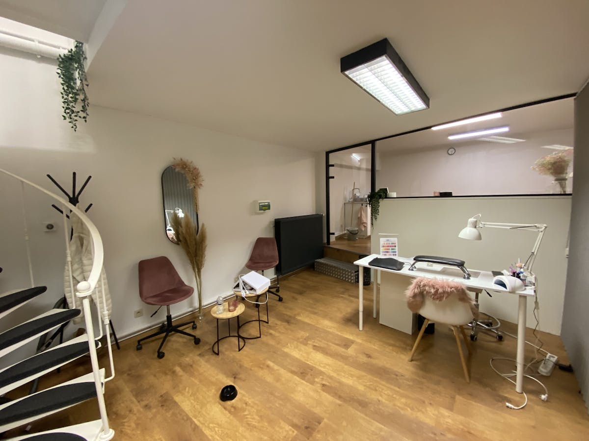 Handelspand te koop nabij de Grote Markt van Roeselare - foto 1