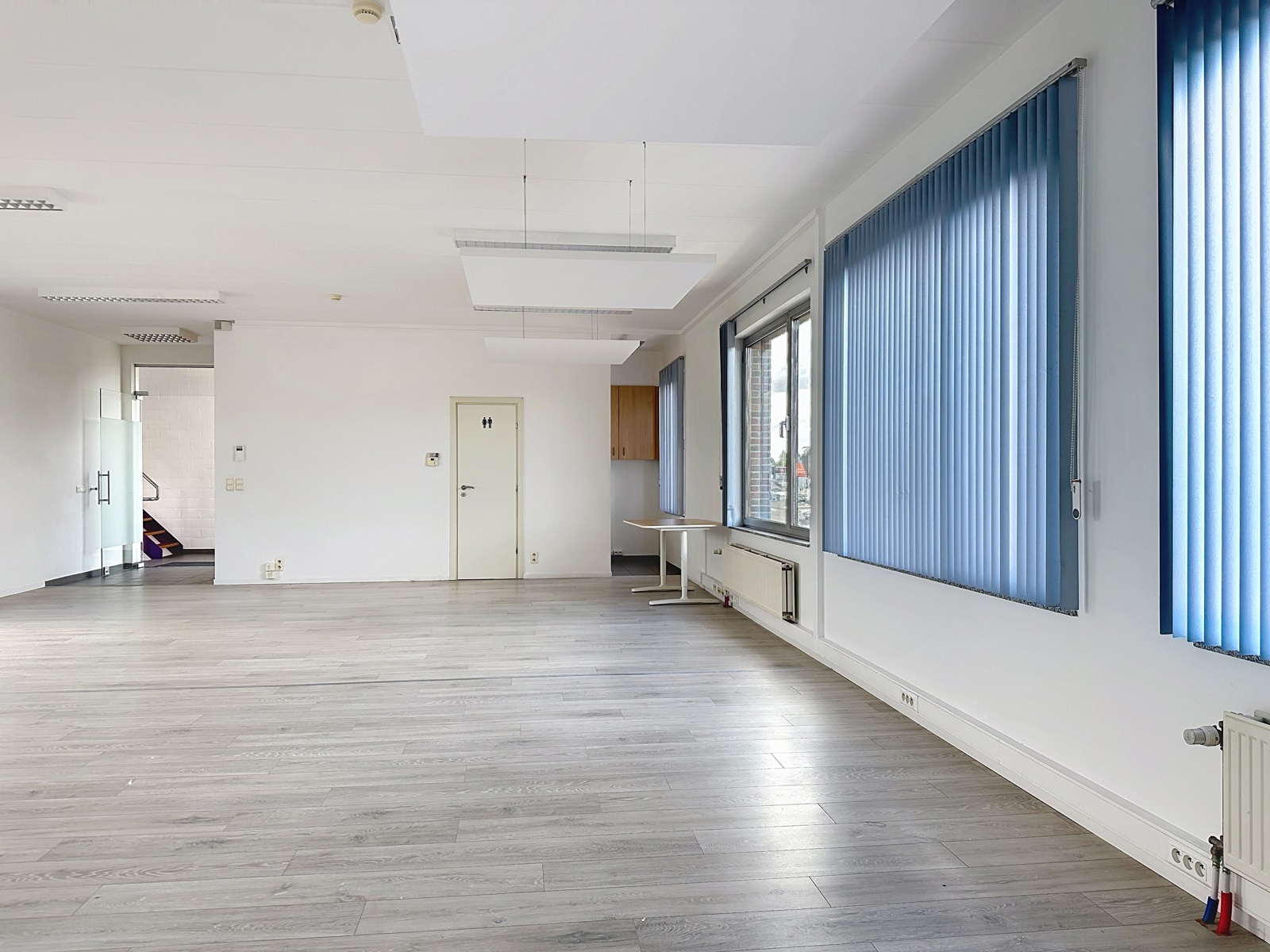 Kantoorruimte met zichtlocatie langs de A12 – uitbreidbaar tot ca. 200 m² - foto 3