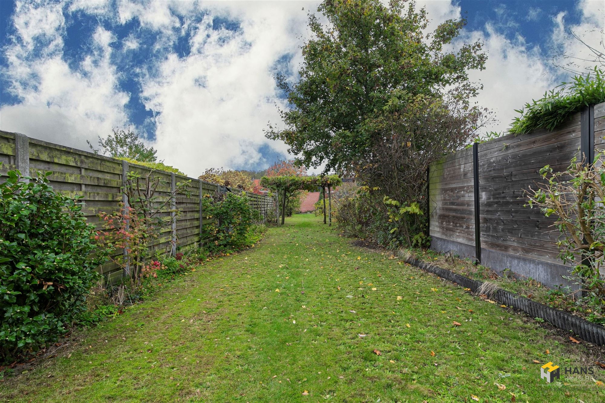 Instapklare woning op toplocatie met 3 slpks en tuin - foto 2