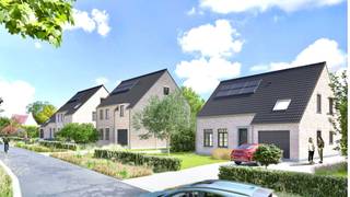 Energiezuinige nieuwbouwvilla met prachtig zicht op groen.<br />Ontdek deze hoogwaardig energiezuinige nieuwbouwvilla, perfect gelegen te midden van een groene en rustige omgeving. Tijdloze architectuur met hedendaags wooncomfort en duurzaamheid.<br /><br />✔ Lichtrijke leefruimtes met grote raampartijen en verbinding met de tuin<br />✔ Volledige afwerking met hoogwaardige materialen en oog voor detail<br />✔ Energiezuinig: warmtepomp, vloerverwarming en een regenwaterput 10.000L<br />✔ Ruime en functionele indeling, ontworpen voor optimaal wooncomfort<br /><br />Een kans voor wie op zoek is naar een stijlvolle en duurzame woning op een prachtige groene locatie!<br />Bezoek na afspraak met IMMO BEGUIN: info@immobeguin.be