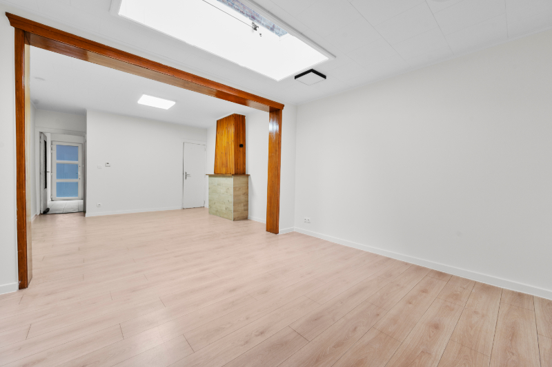 INSTAKLARE GEZINSWONING MET TUIN EN 4 SLAAPKAMERS IN DOODLOPENDE STRAAT VLAK AAN DE FIETSROUTE - foto 4