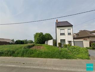 Terrain à bâtir pour une maison deux façades dans une rue calme près du centre de Dilbeek.Il s'agit d'un terrain de pas moins de 8a 92ca avec...