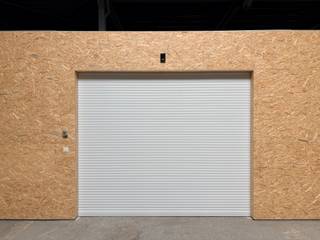 Gelegen aan de ring van Turnhout, opslagruimte van 95m². Privatieve ruimte 80m² à 50€/m²/Y + 15m² deel in de gemeenschappelijke ruimte. Wordt...