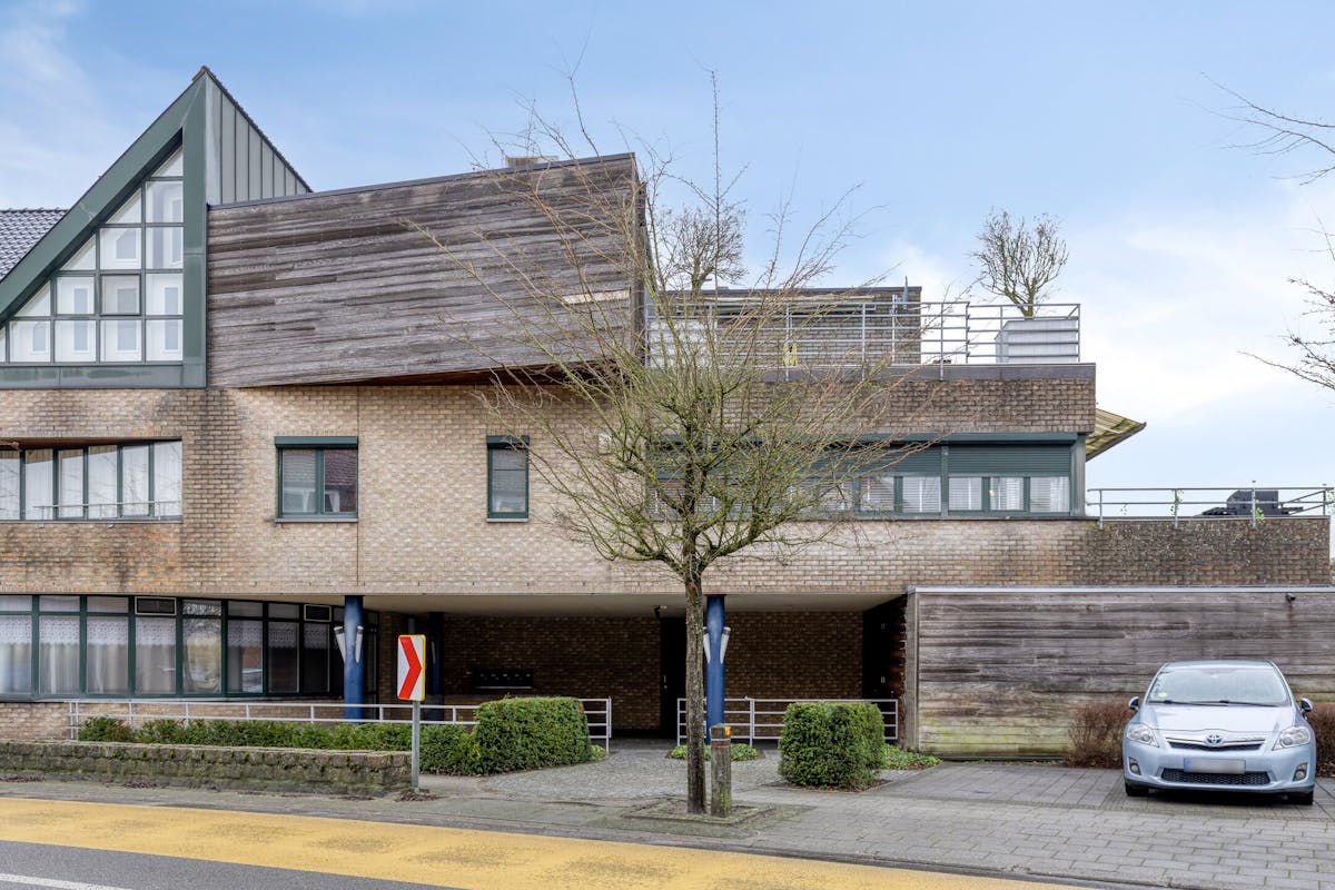 Appartement met drie slaapkamers en garage te koop! - foto 3