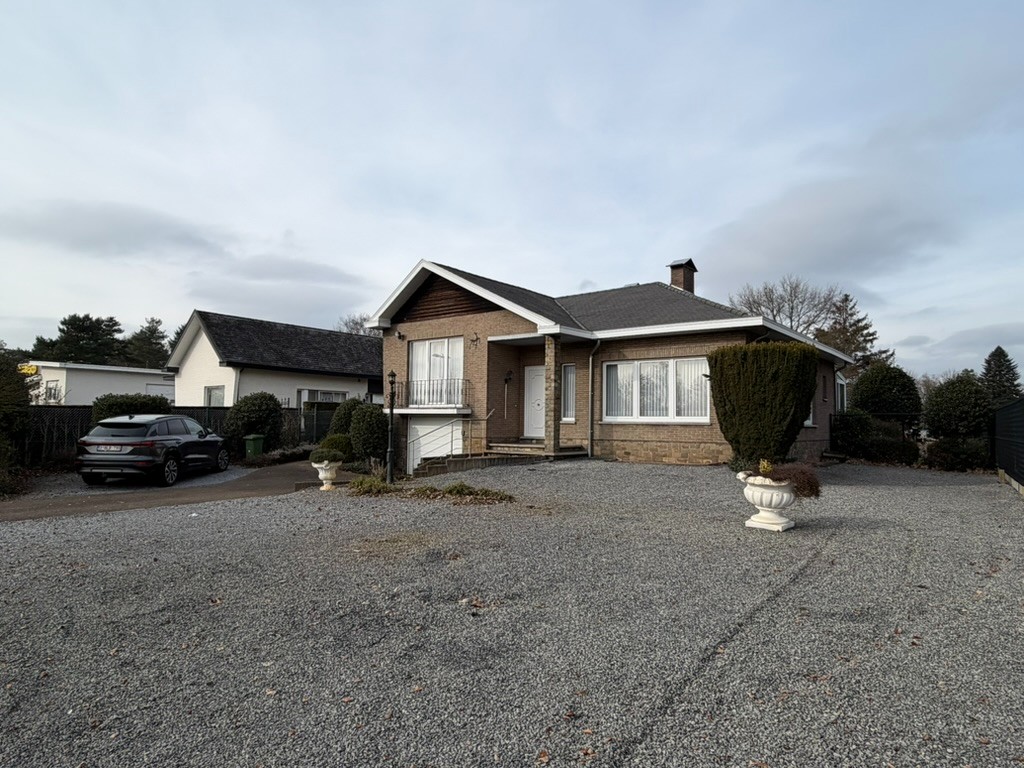 House for sale in Genk with 3 bedrooms - photo 2