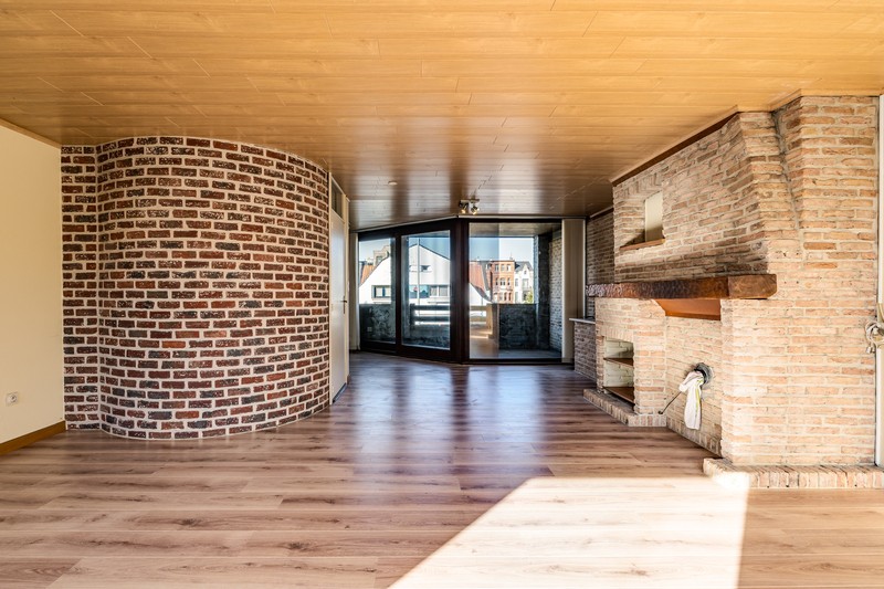 Op te frissen woning met perceel bouwgrond - foto 5