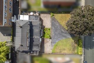 Nieuwbouwproject voor één of twee woningen.Bij de keuze voor één woning is een open bebouwing mogelijk, bijvoorbeeld een moderne villa met...