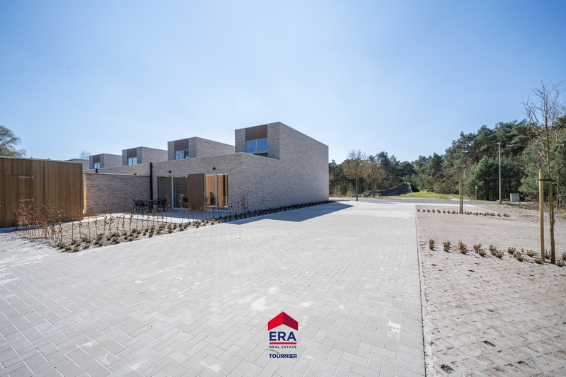 Prachtige, volledig uitgeruste woning te koop in Lommel. - foto 5