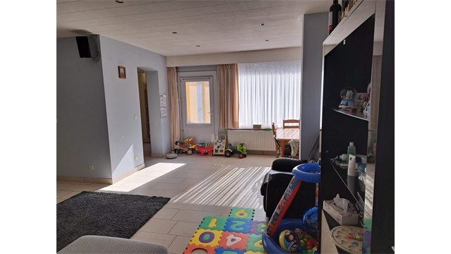 Een vrijstaande woning met ruime tuin en garage nabij het centrum van Vlimmeren - foto 4