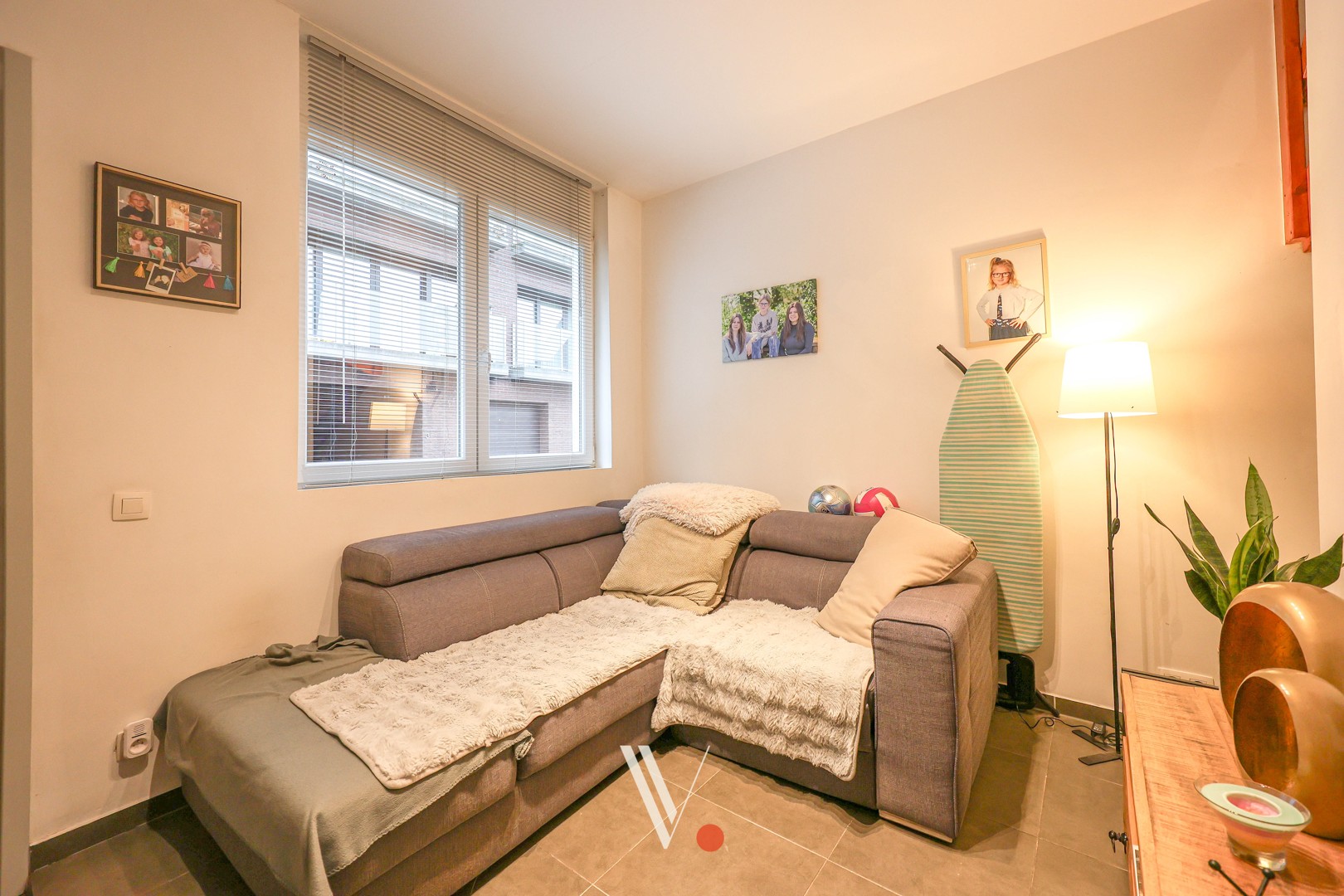 Instapklare rijwoning met 3 slaapkamers in het centrum van Izegem - foto 4