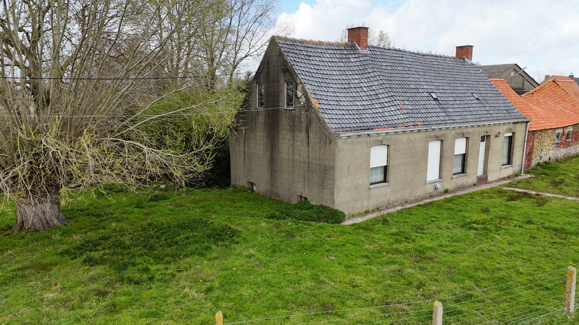 Rustig gelegen alleenstaande woning met loods en schuur te Kortemark - foto 4