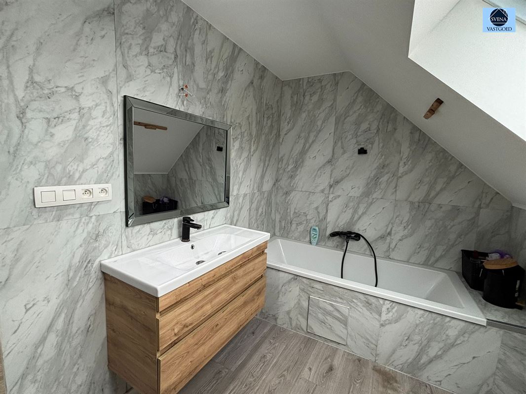 MAISON - photo 5