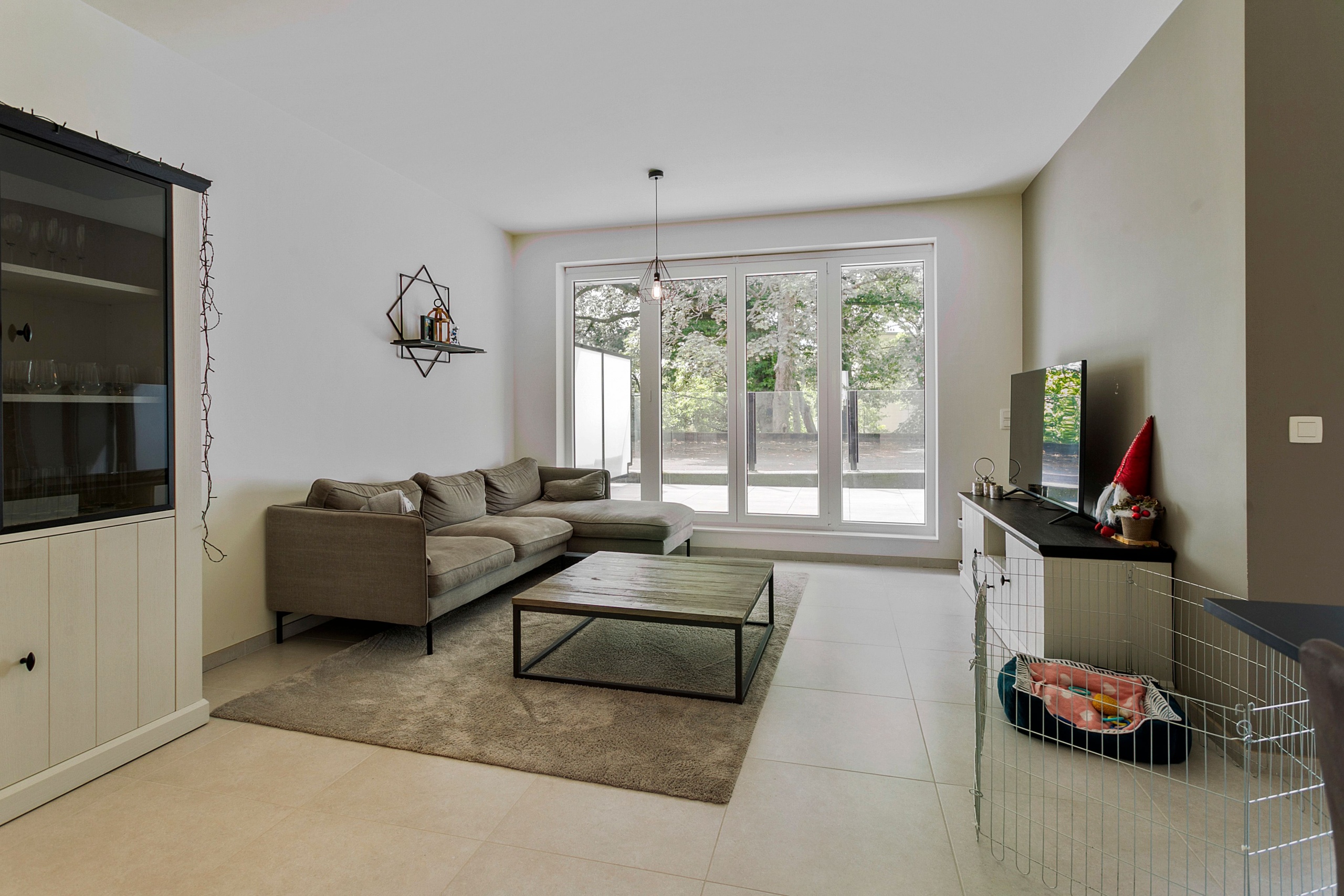 Gezellig appartement op een centrale locatie in Ekeren te huur! - foto 2