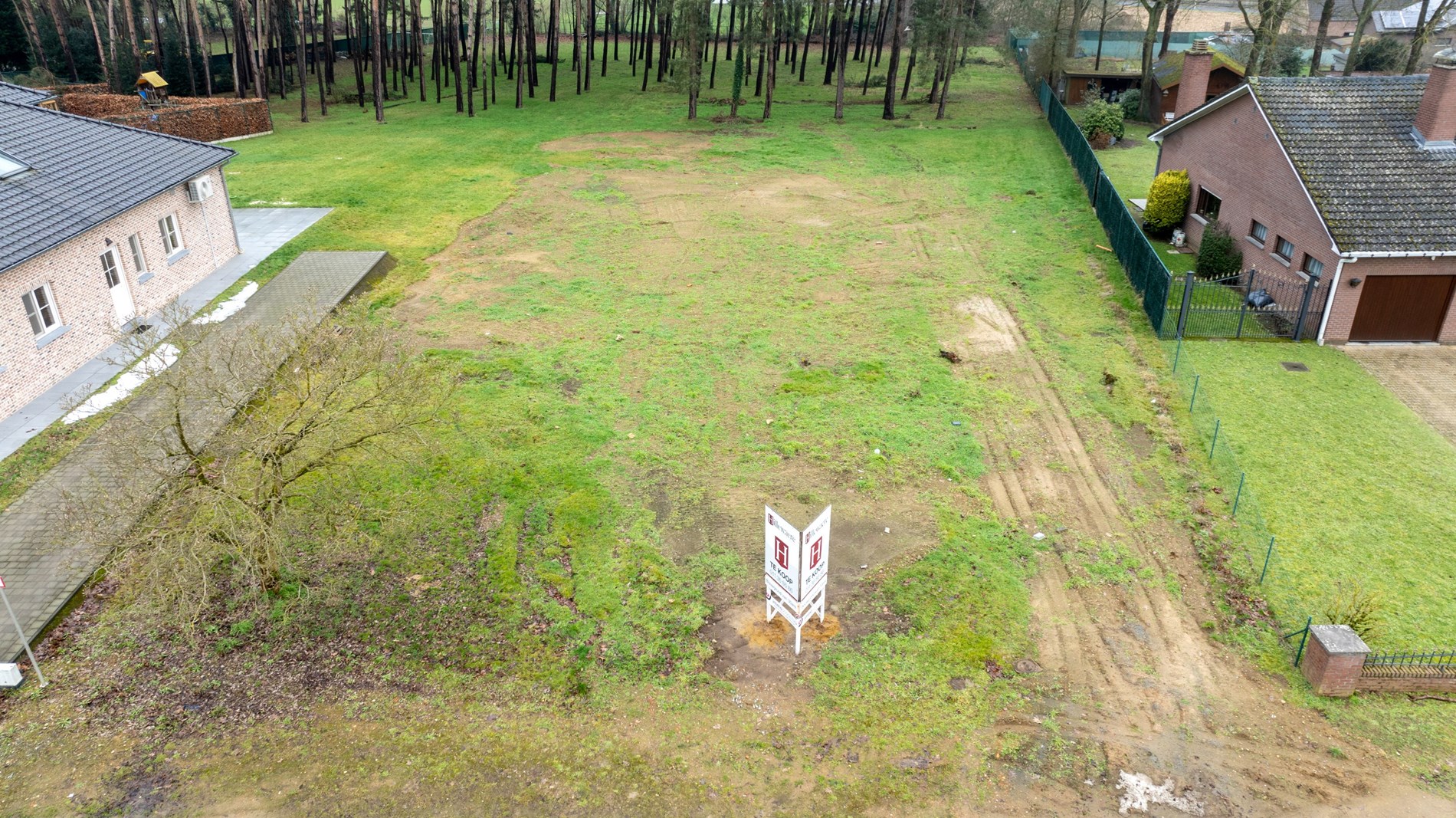 Top gelegen bouwgrond  met oppervlakte van 3003 m² te Lummen. - foto 1