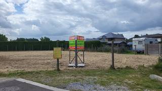 Deze twee prachtige zuid georiënteerde vergunde bouwgronden geschikt voor het oprichten van een open bebouwing zijn gelegen in de...