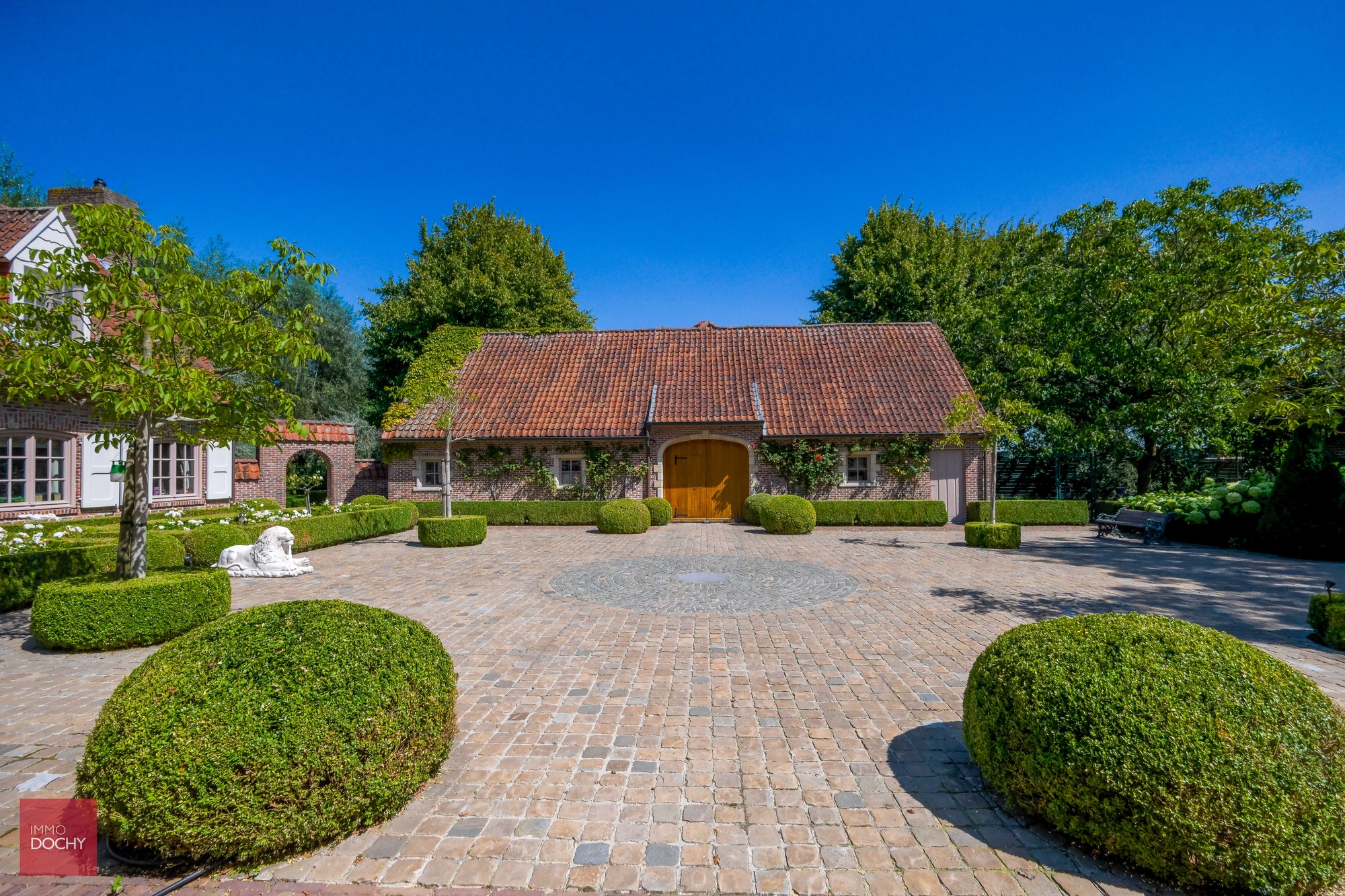 Ruim villa-landhuis met zwembad en poolhouse - foto 3